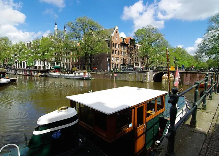 The Mallory Bed & Breakfast