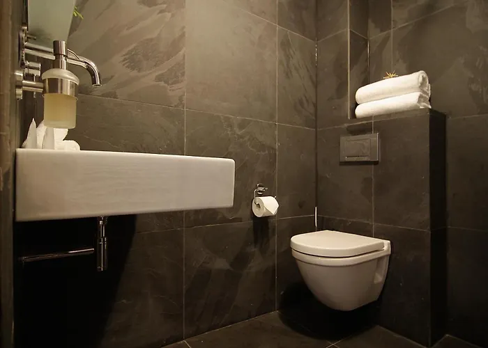 The Mallory Bed & Breakfast Amsterdam